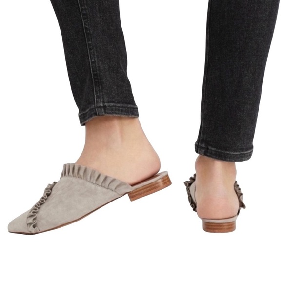 Jeffrey Campbell - Lacyann Cleo Ruffled Mule Sz 9 - Picture 2 of 12